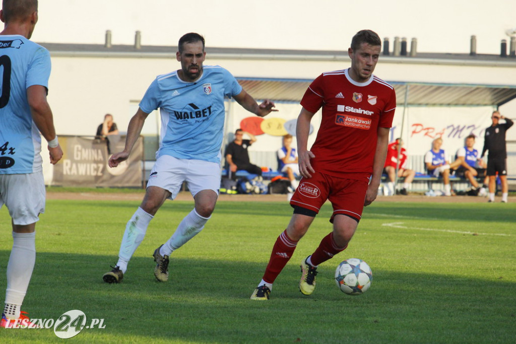 W piłkarskim derby Polonia lepsza od Rawii