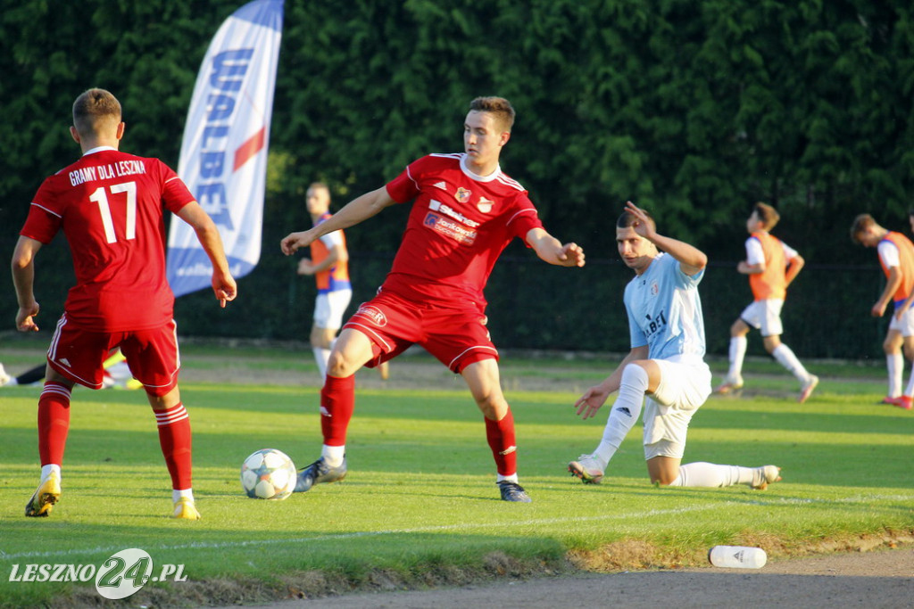 W piłkarskim derby Polonia lepsza od Rawii