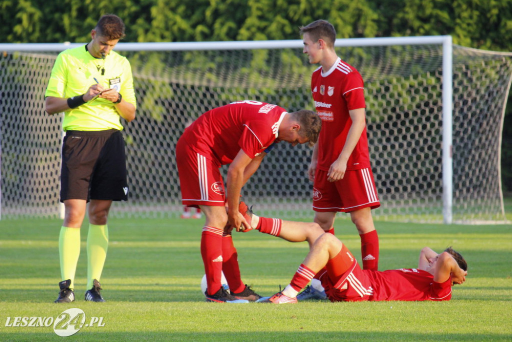 W piłkarskim derby Polonia lepsza od Rawii