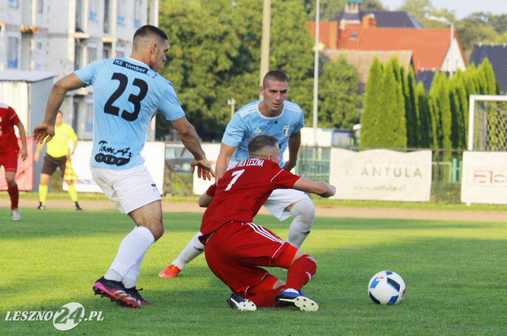 W piłkarskim derby Polonia lepsza od Rawii