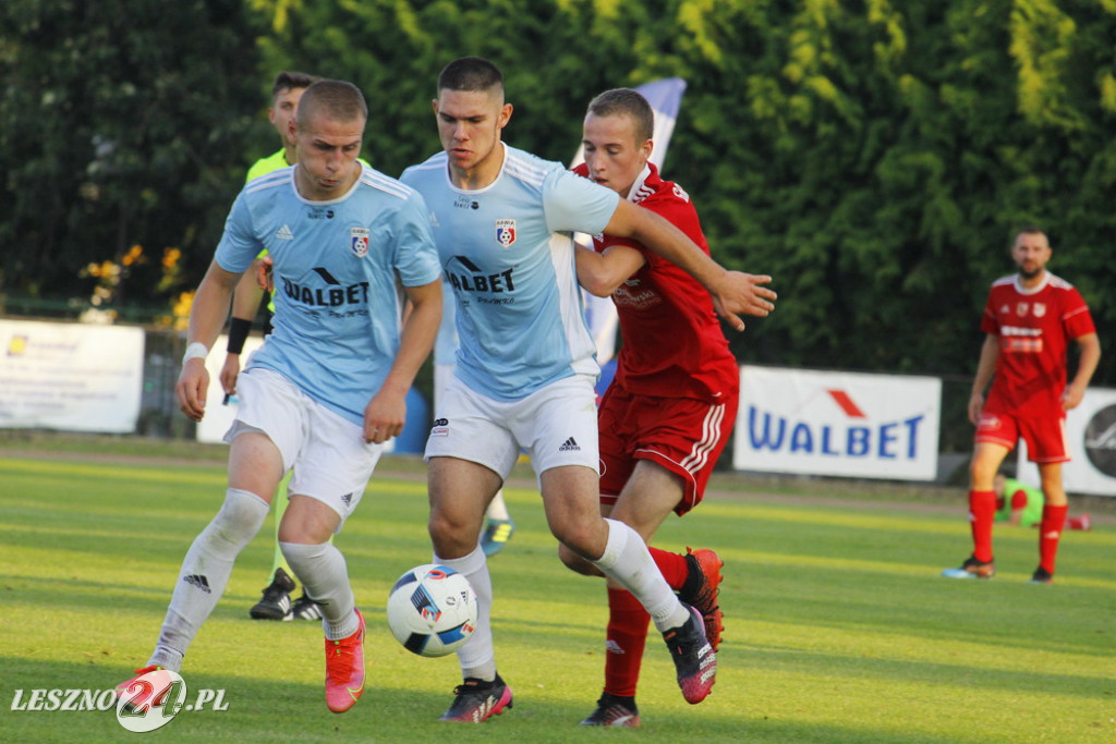 W piłkarskim derby Polonia lepsza od Rawii
