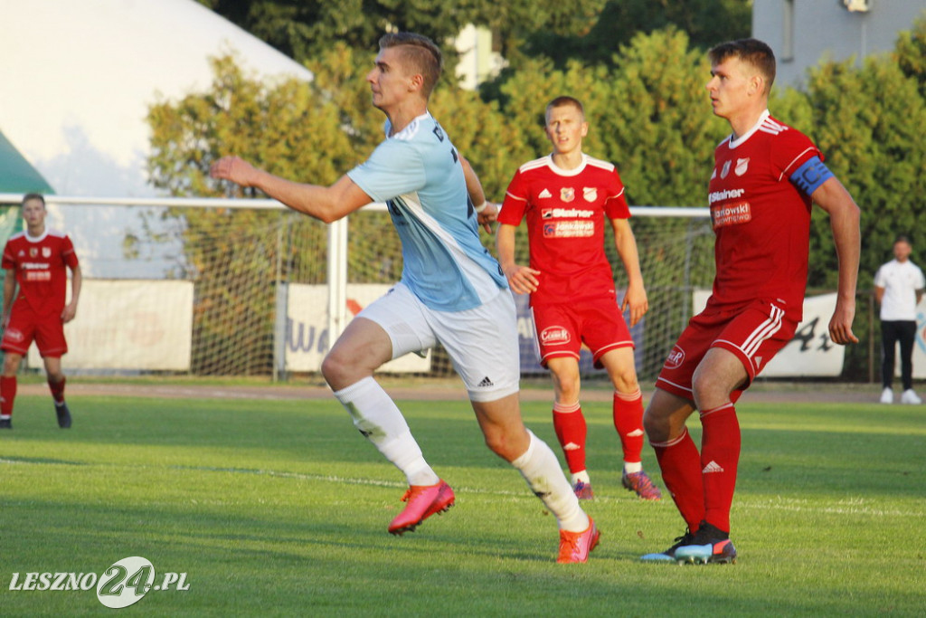 W piłkarskim derby Polonia lepsza od Rawii