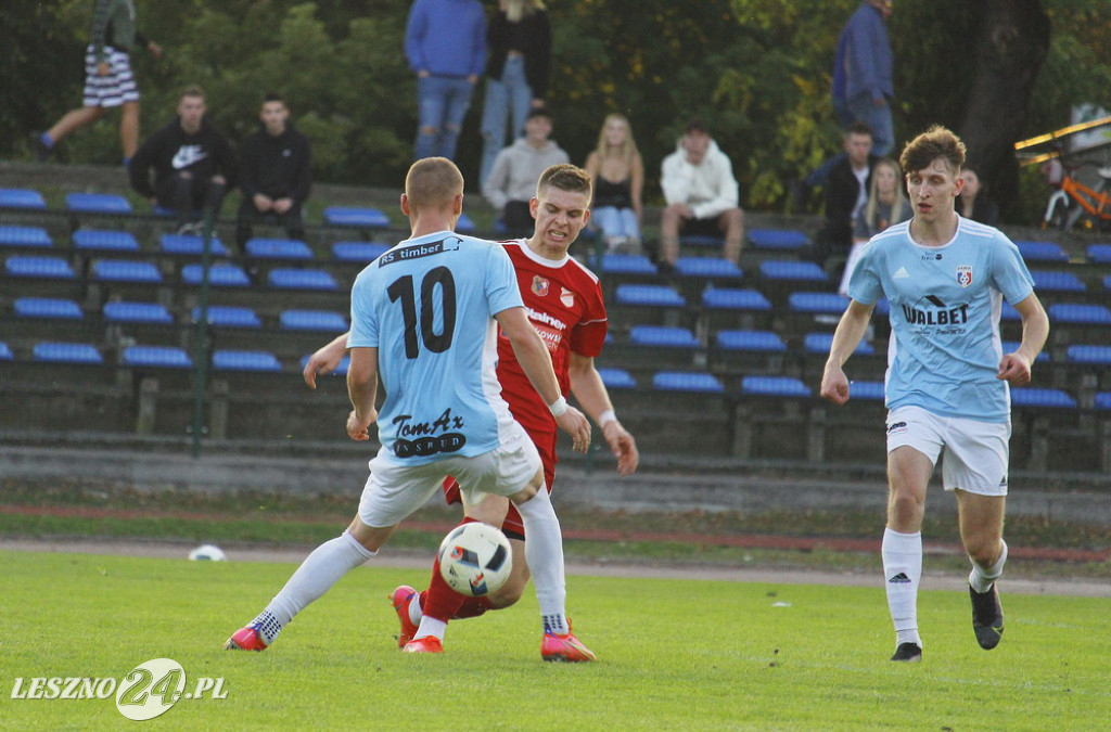 W piłkarskim derby Polonia lepsza od Rawii