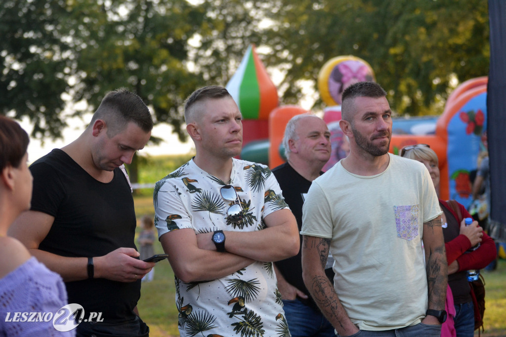 Koncertowo i akrobatycznie w Krzemieniewie