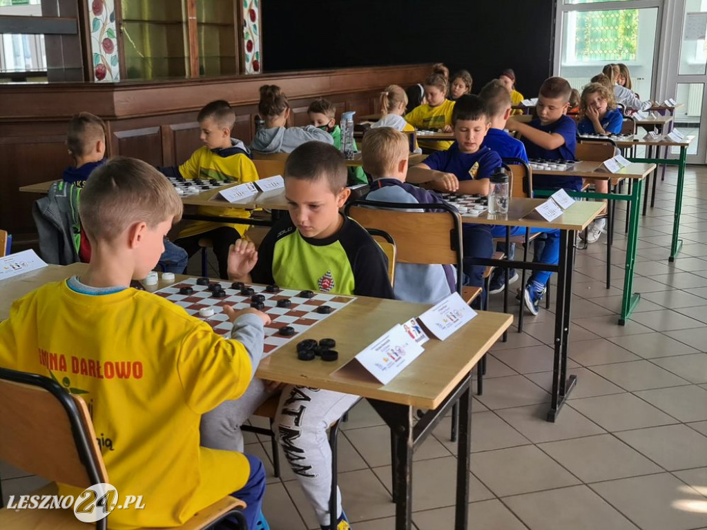 Trzy medale warcabistów Roszady Lipno w MP dzieci