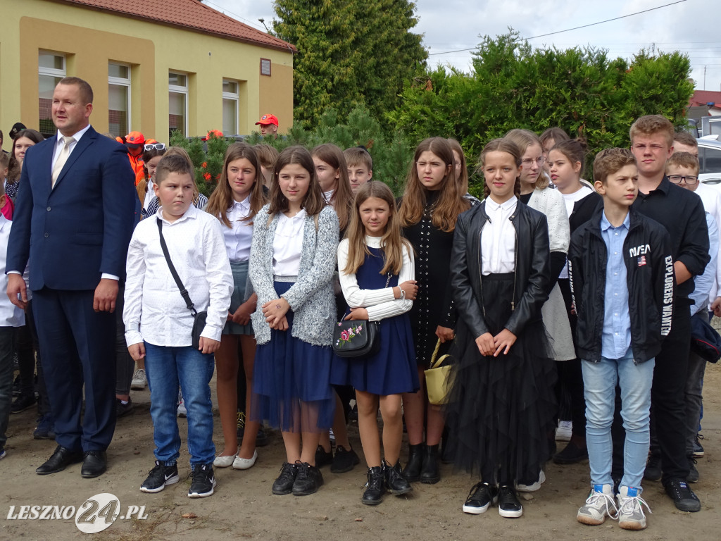 Nadanie imienia szkole we Włoszakowicach