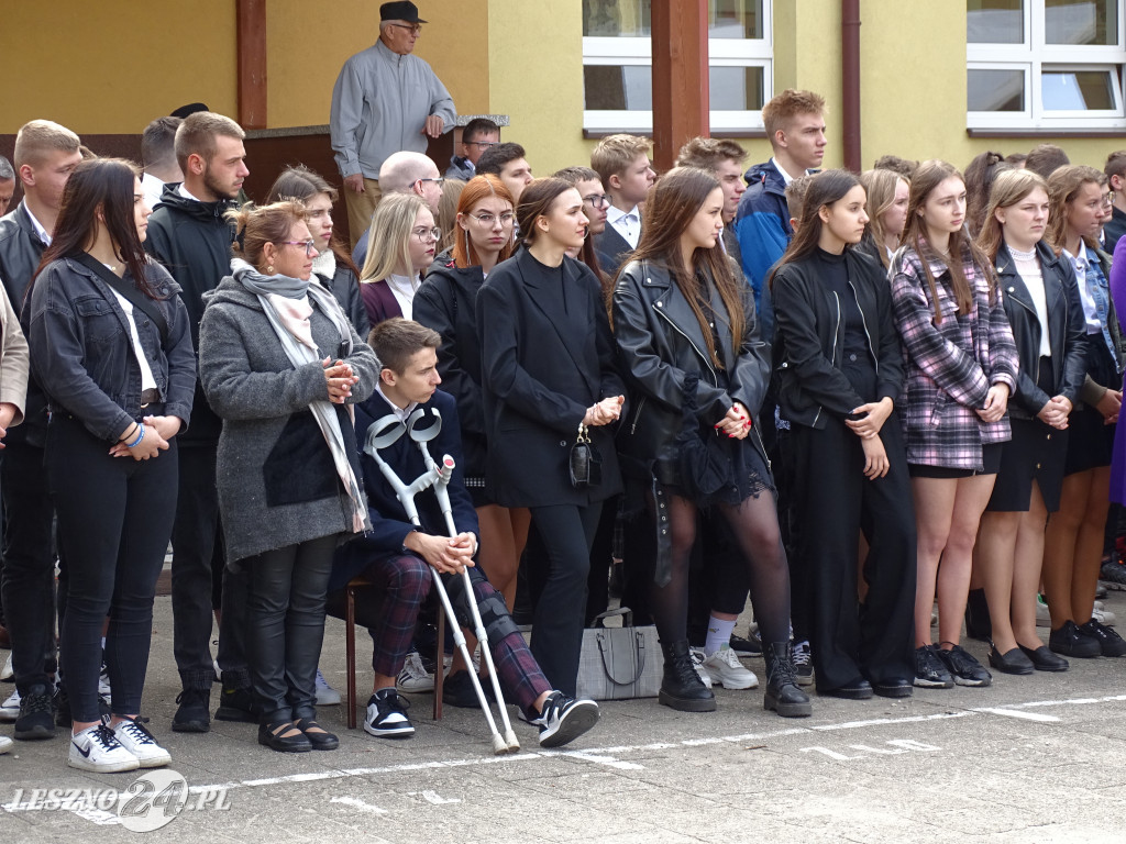 Nadanie imienia szkole we Włoszakowicach
