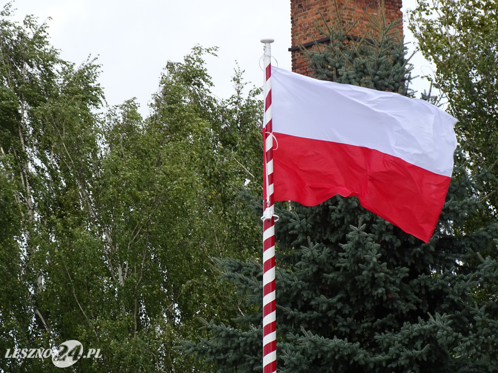Nadanie imienia szkole we Włoszakowicach