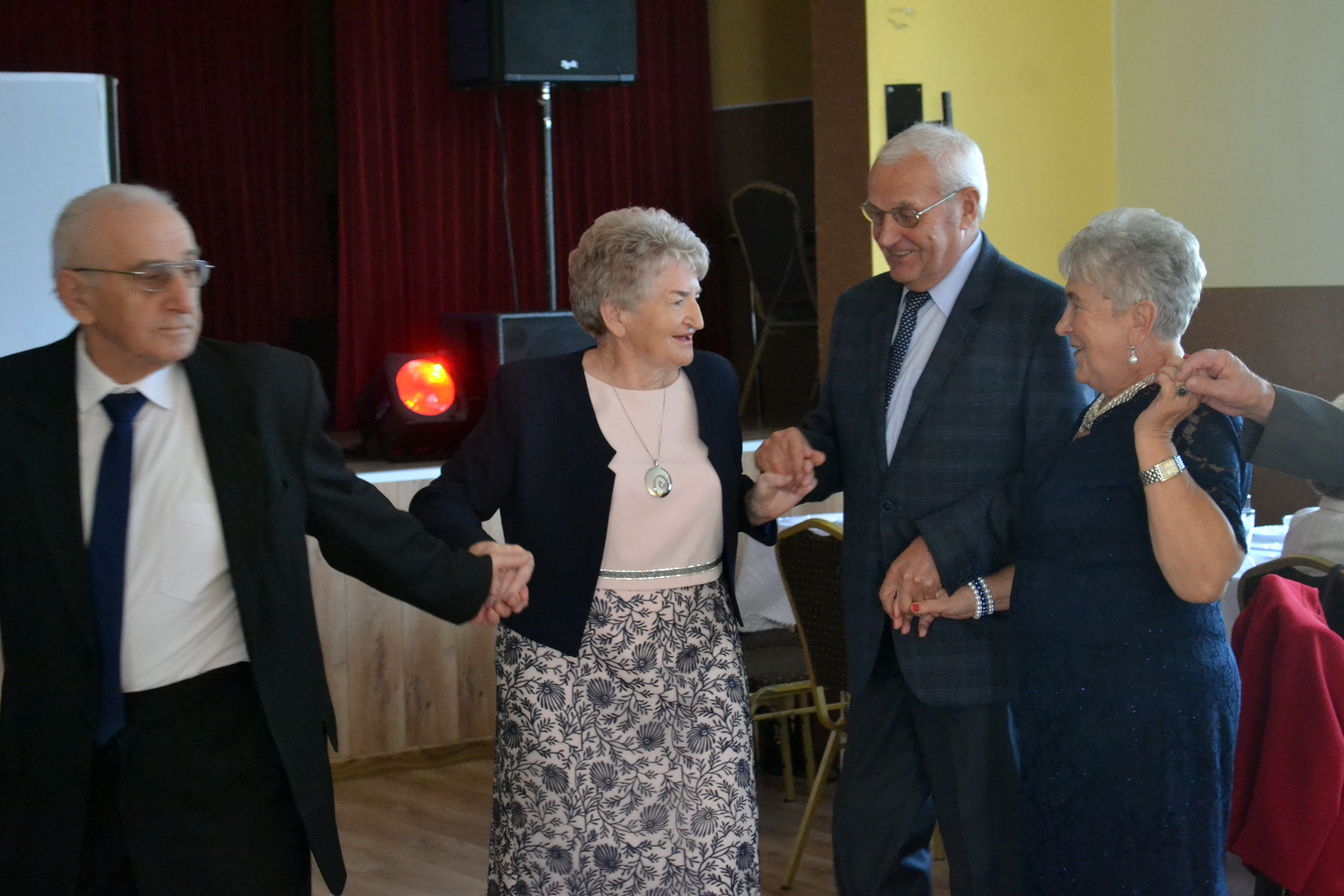 Dzień Seniora uczcili dobrą zabawą