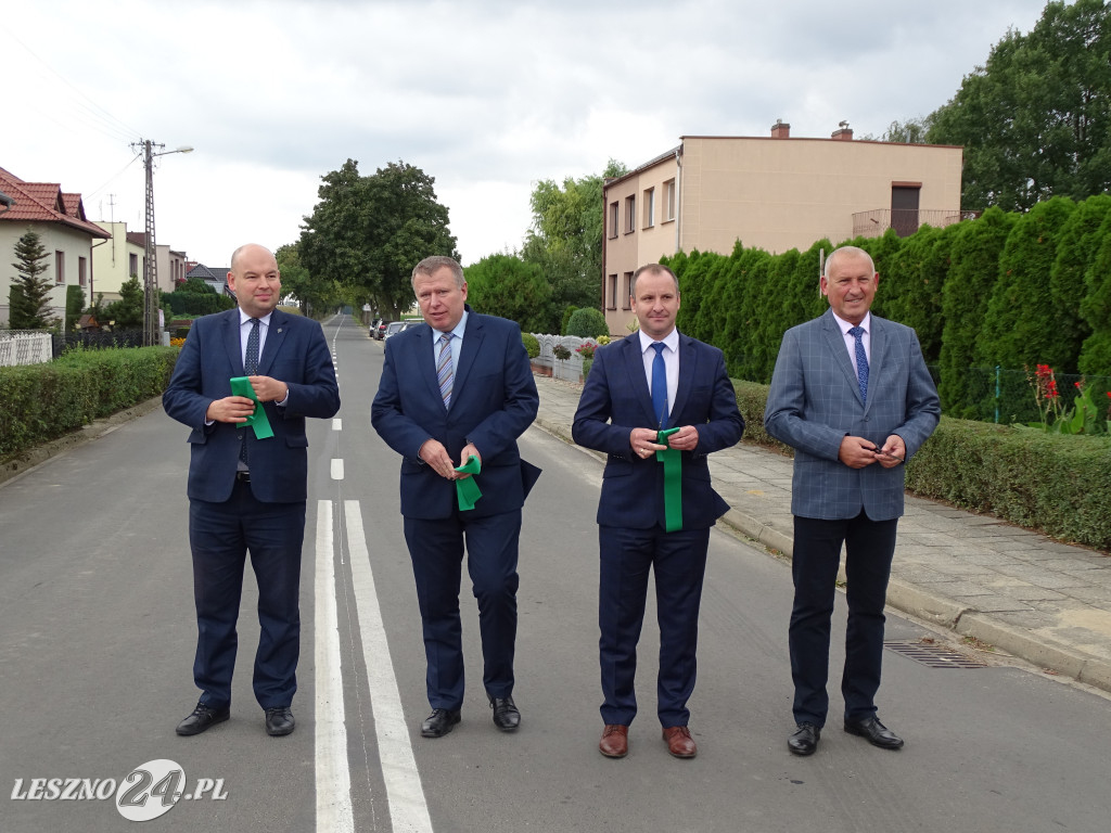 Otwarcie dwóch dróg w powiecie leszczyńskim