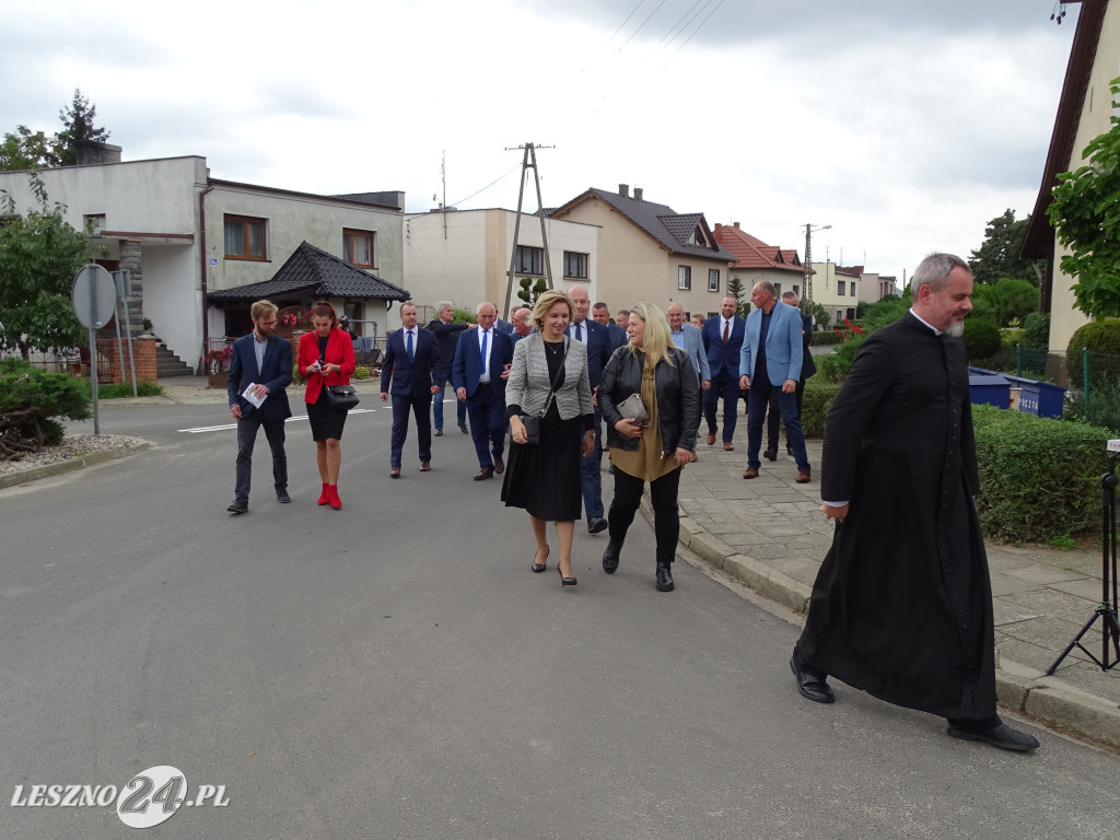Otwarcie dwóch dróg w powiecie leszczyńskim