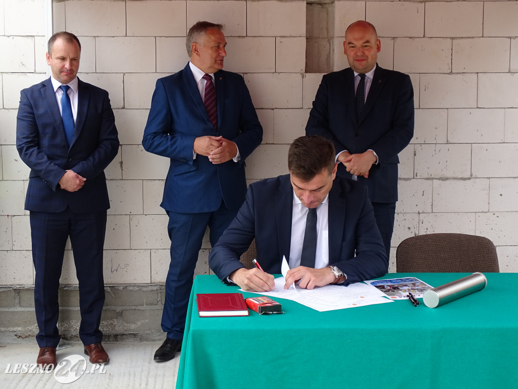 Akt erekcyjny hali sportowej w Wilkowicach