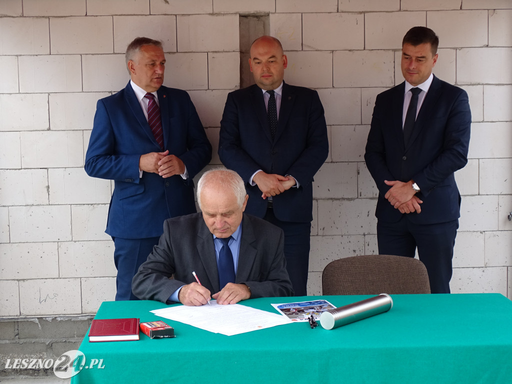 Akt erekcyjny hali sportowej w Wilkowicach