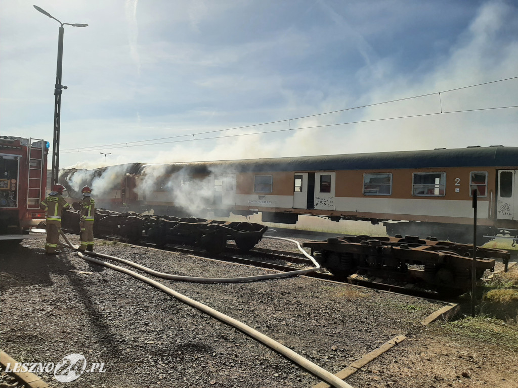 Pożar wagonu kolejowego w Lesznie