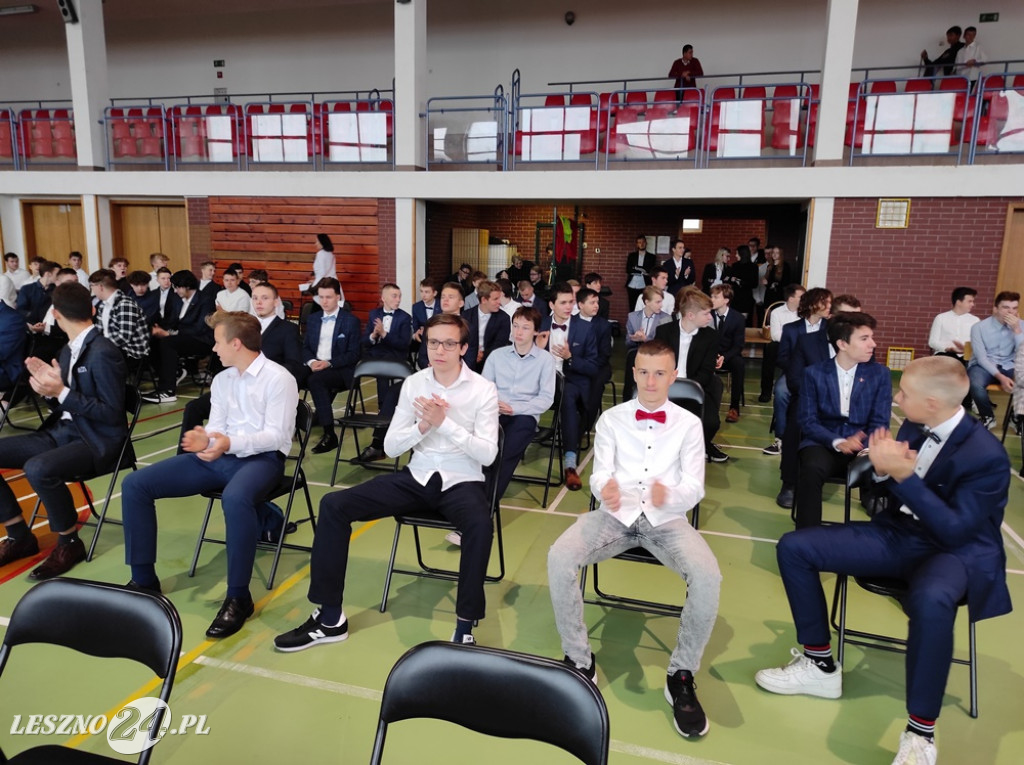 Ślubowanie klas pierwszych w ZST-CKZiU