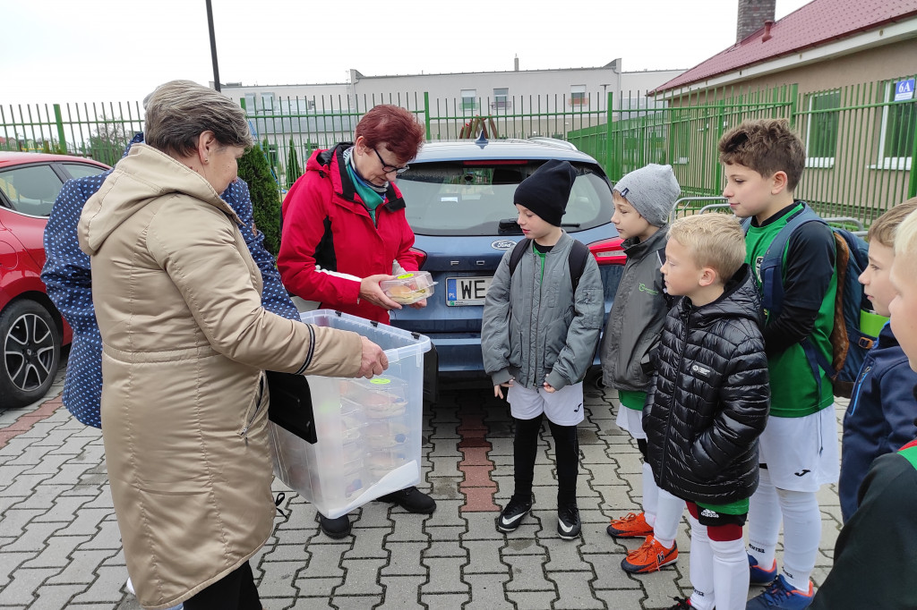 Śniadanie dla piłkarzy