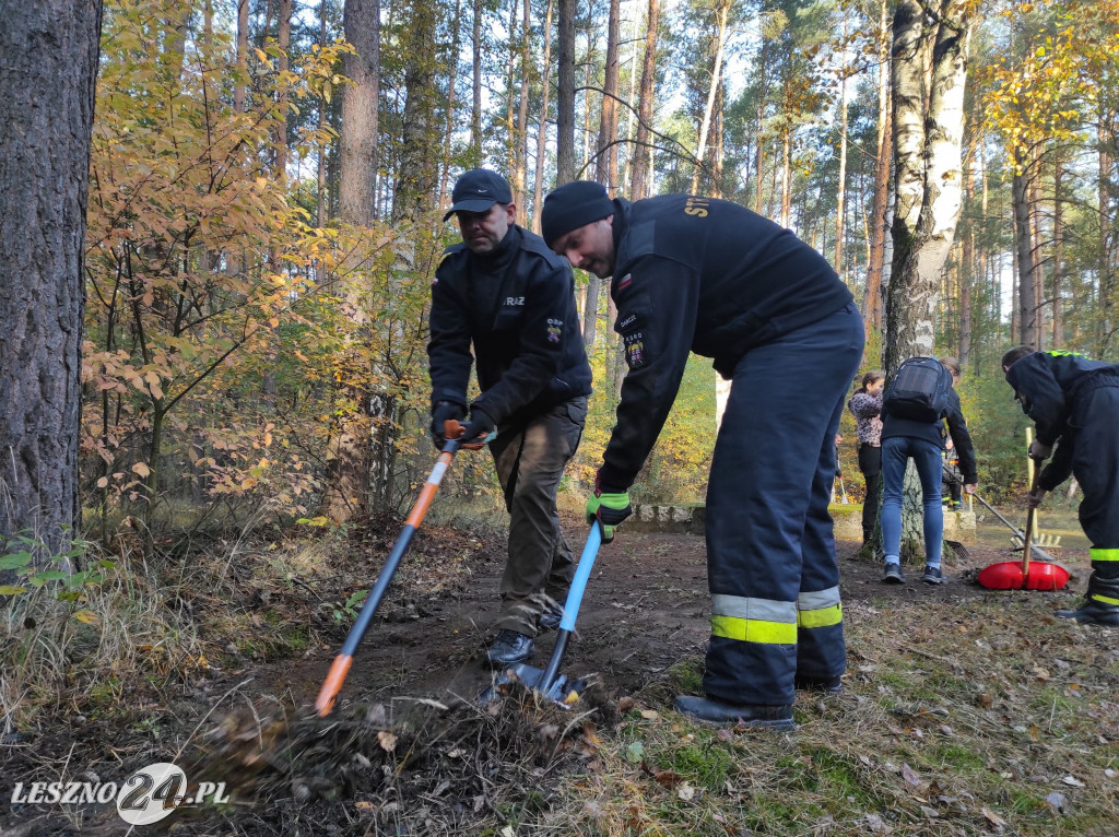 Posprzątali miejsce pamięci