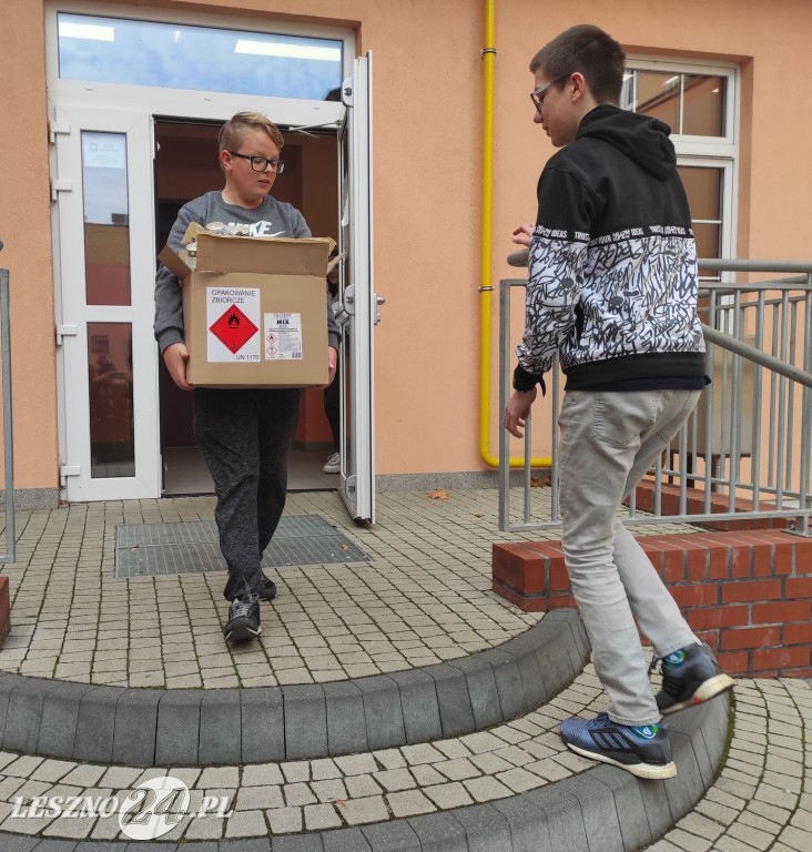 Sukces zbiórki zniczy w SP nr 7