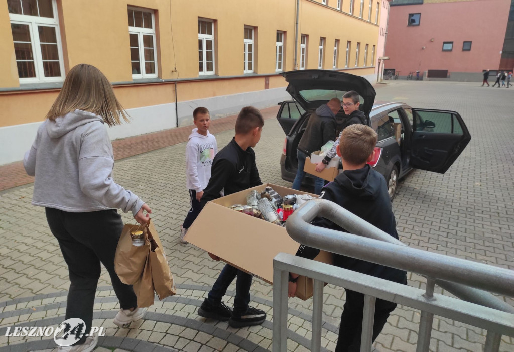 Sukces zbiórki zniczy w SP nr 7