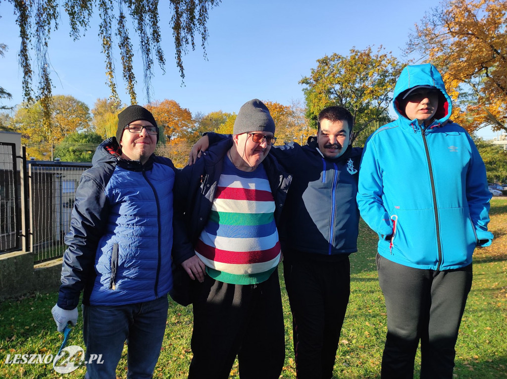 Sadzenie kwiatów w przedszkolu nr 20