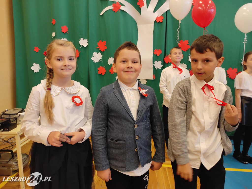 Apel z okazji Święta Niepodległości w SP nr 7