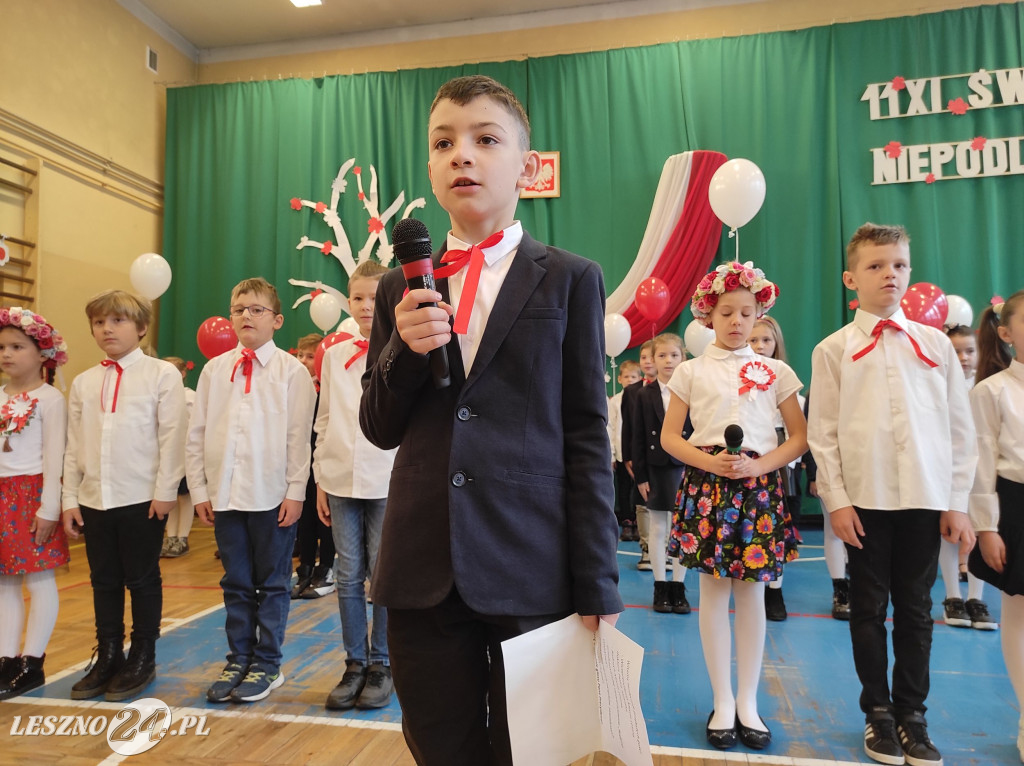 Apel z okazji Święta Niepodległości w SP nr 7