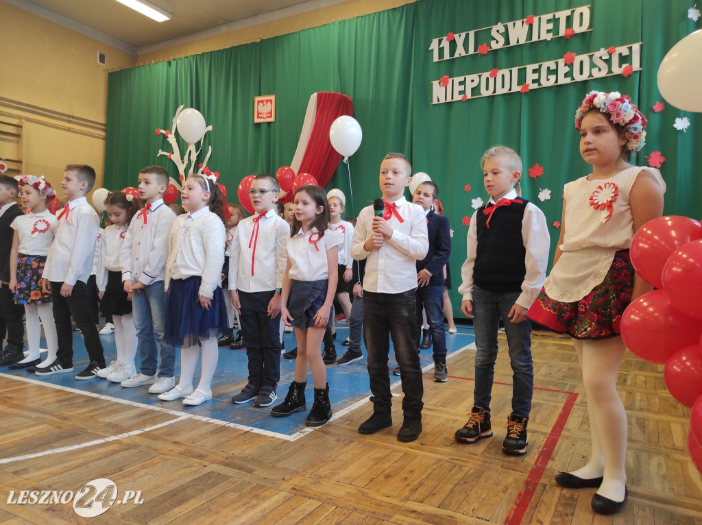 Apel z okazji Święta Niepodległości w SP nr 7
