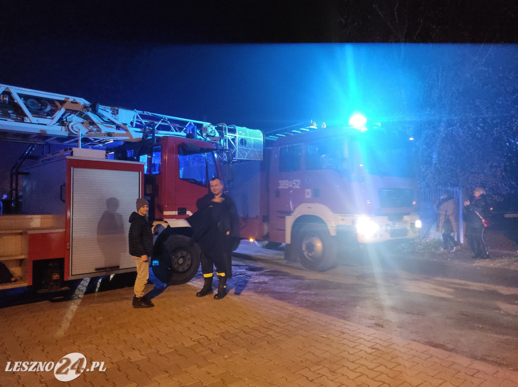 Nowy wóz z drabiną dla OSP Rydzyna
