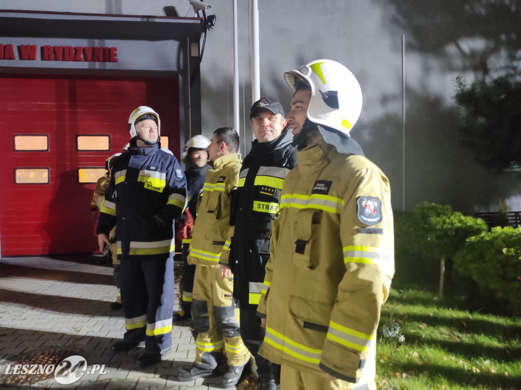 Nowy wóz z drabiną dla OSP Rydzyna