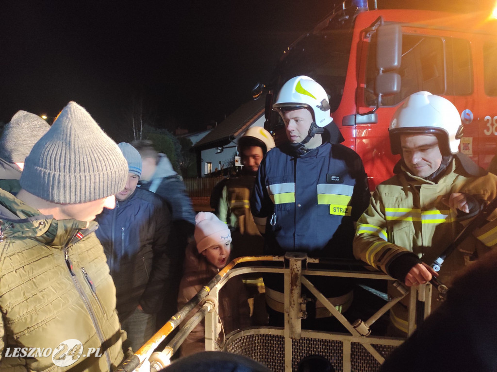 Nowy wóz z drabiną dla OSP Rydzyna