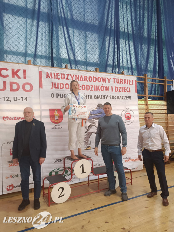 Piętnaście medali Juniora na dwóch turniejach