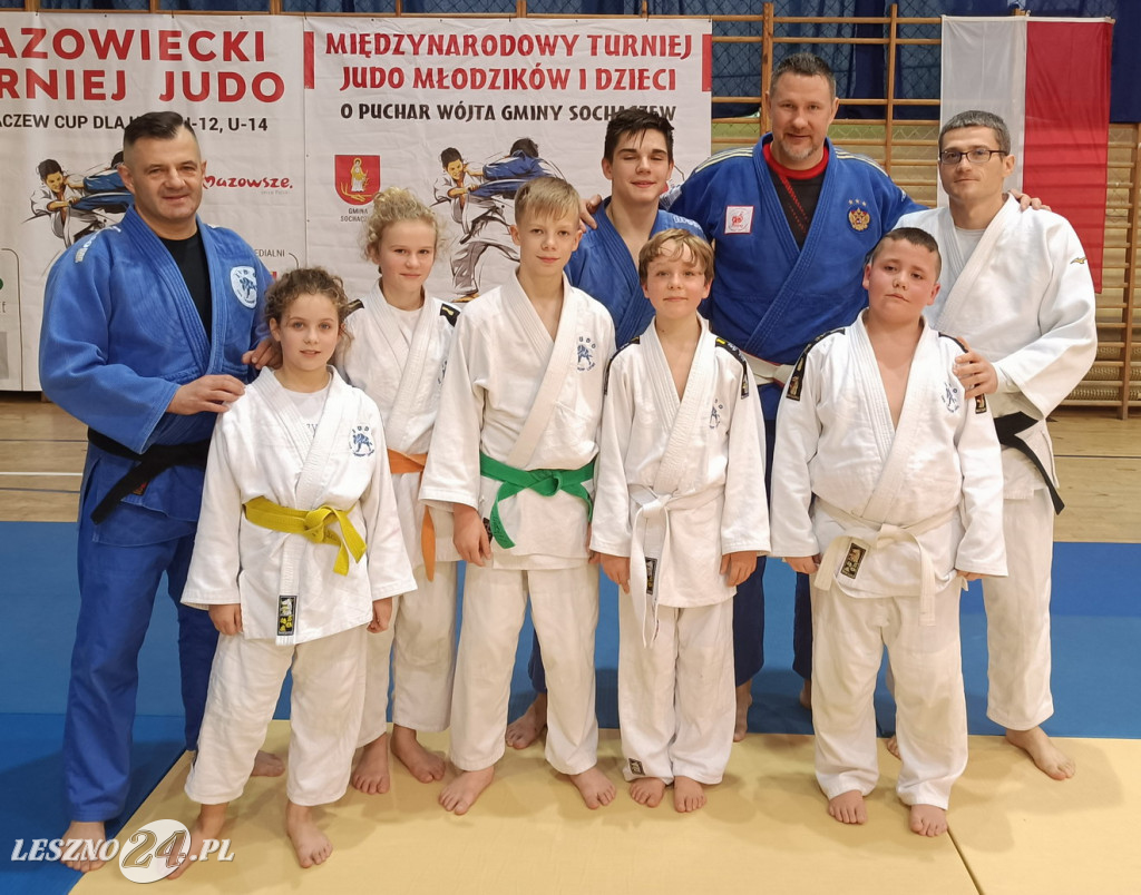 Piętnaście medali Juniora na dwóch turniejach