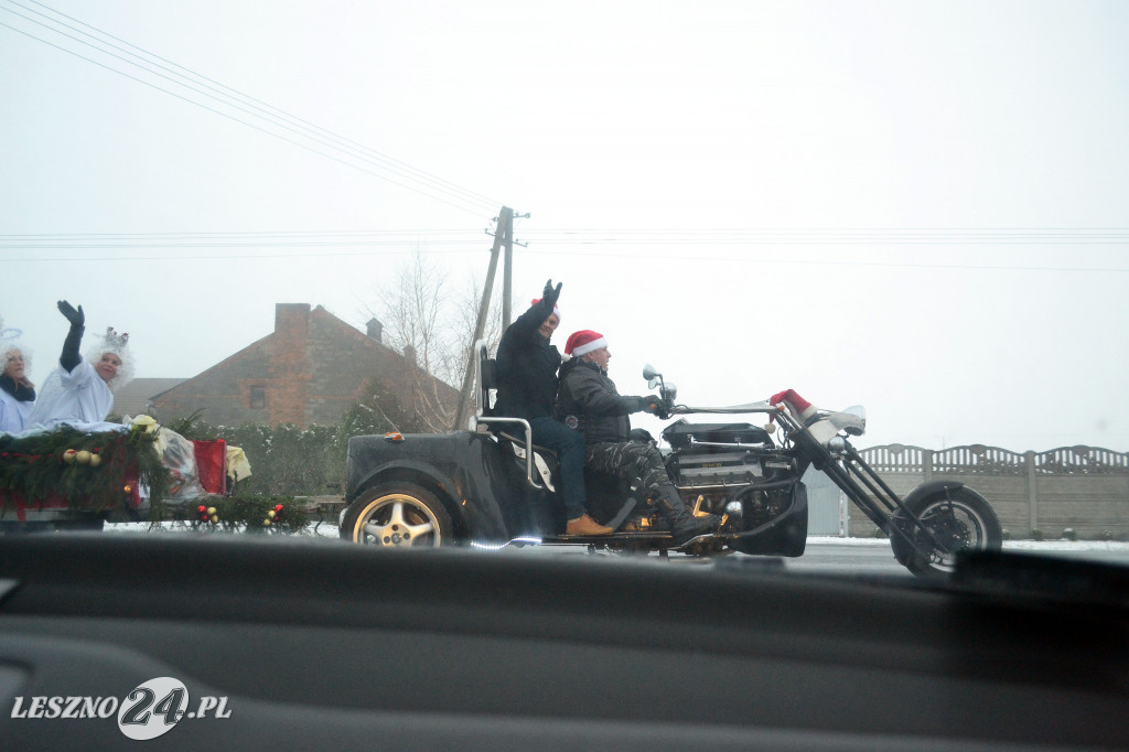 Mikołaj odwiedził dzieci. Na motocyklu!