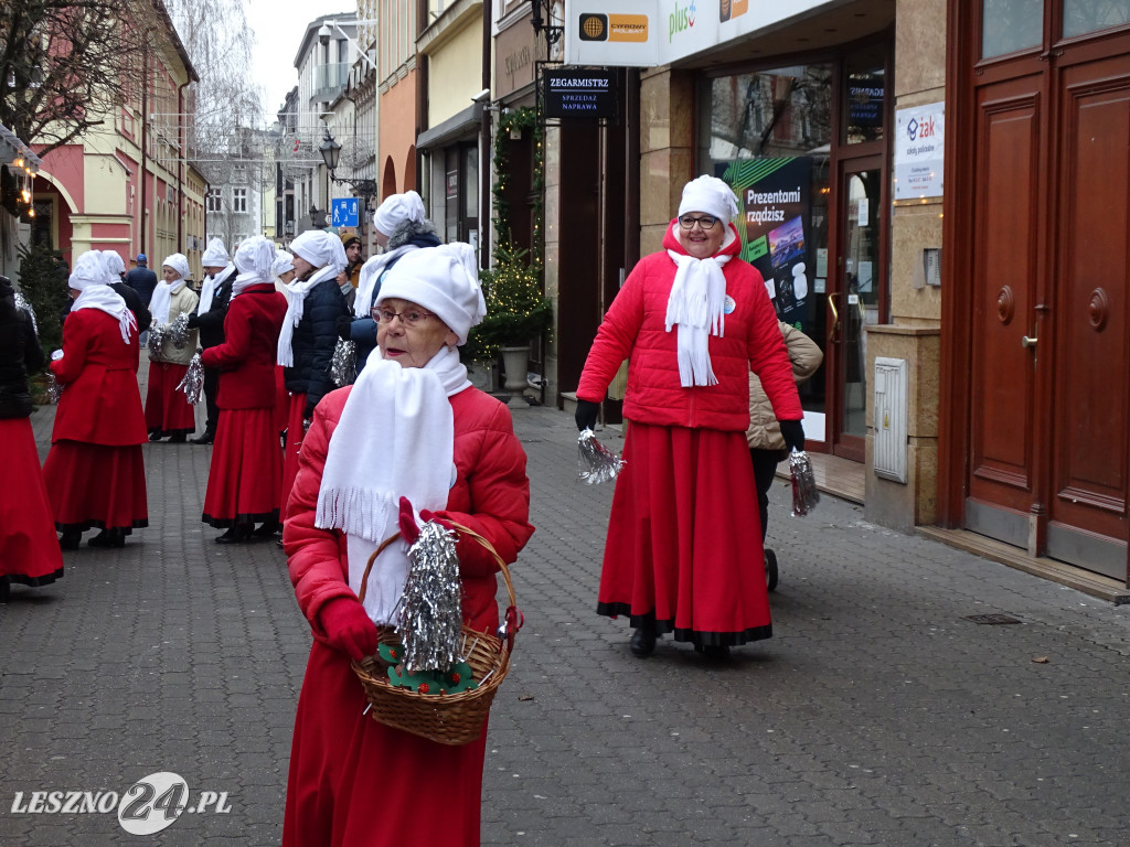 Jarmark NGO na Rynku w Lesznie