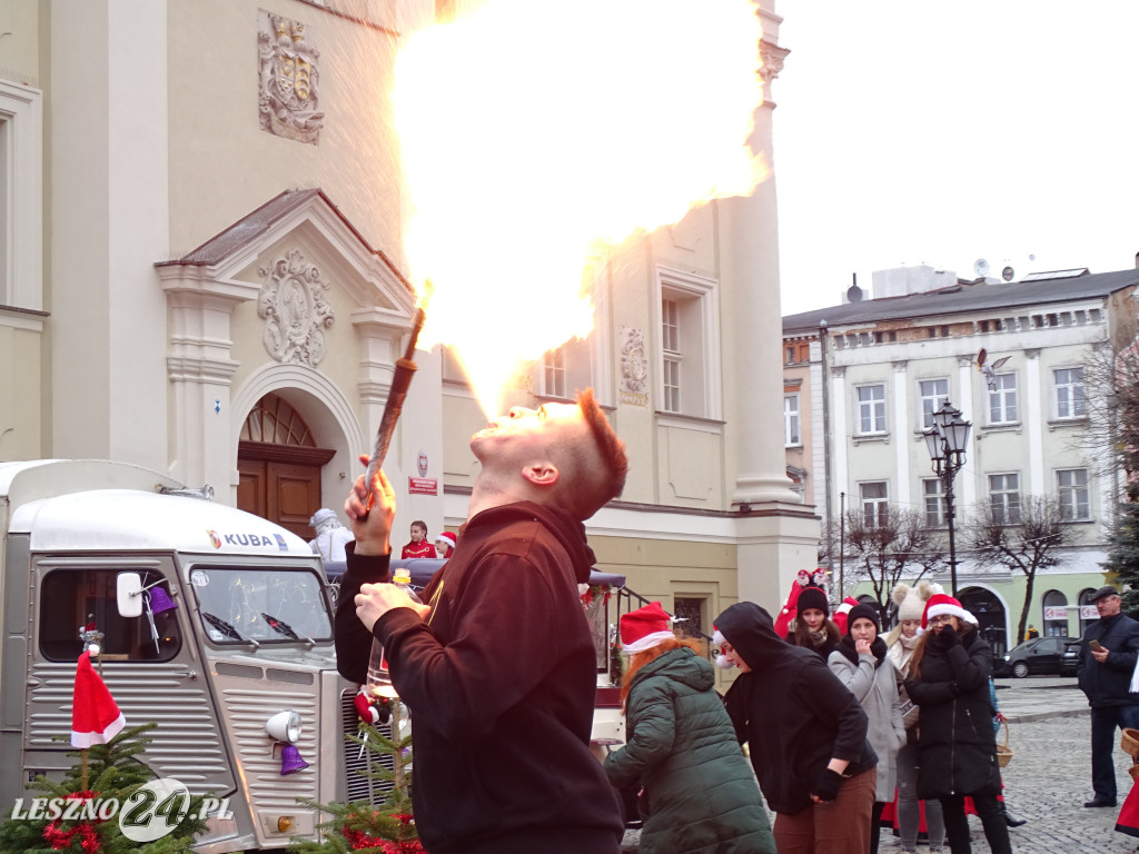 Jarmark NGO na Rynku w Lesznie