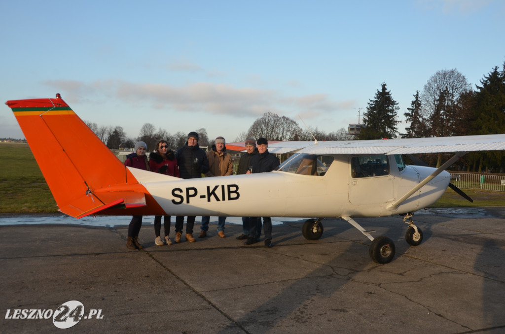 Kolejny samolot w hangarze AL