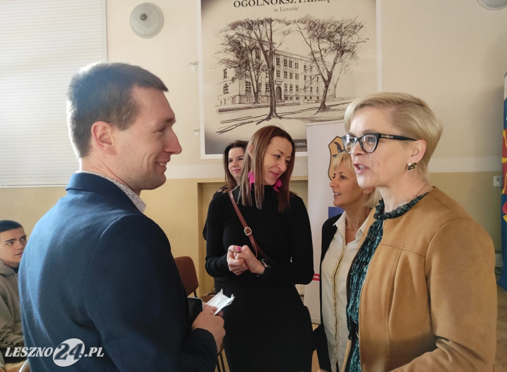 Międzynarodowo w I LO
