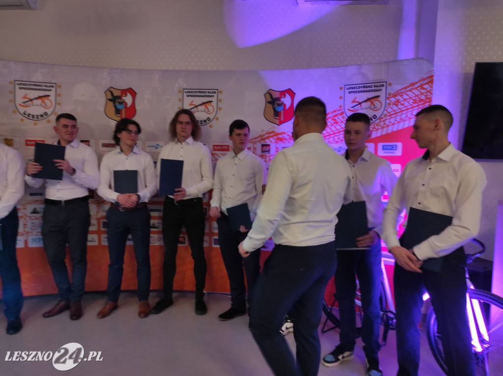 Oficjalna prezentacja LKS Szawer Leszno