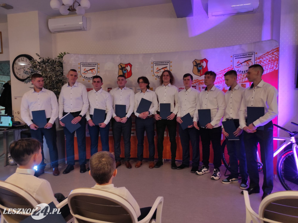Oficjalna prezentacja LKS Szawer Leszno