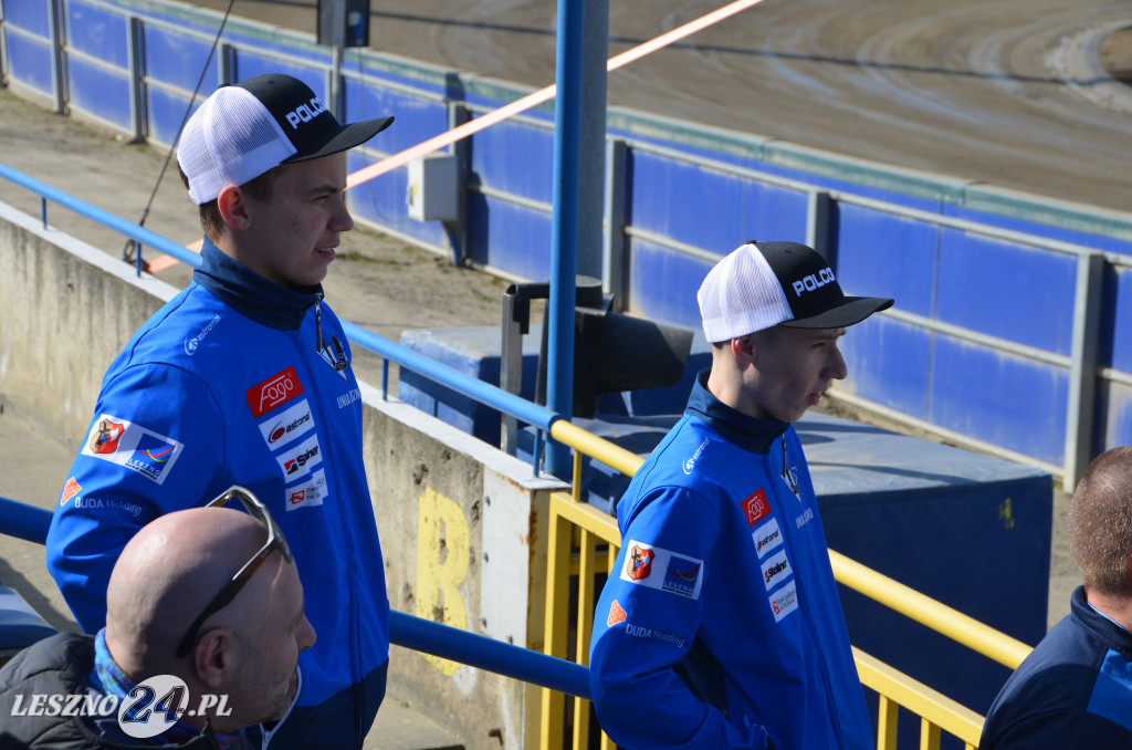 Unia Leszno U-24 -  Landshut Devils 47:43.
