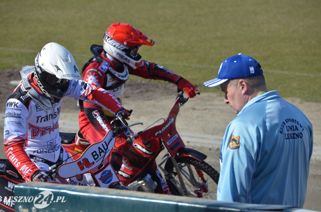 Unia Leszno U-24 -  Landshut Devils 47:43.