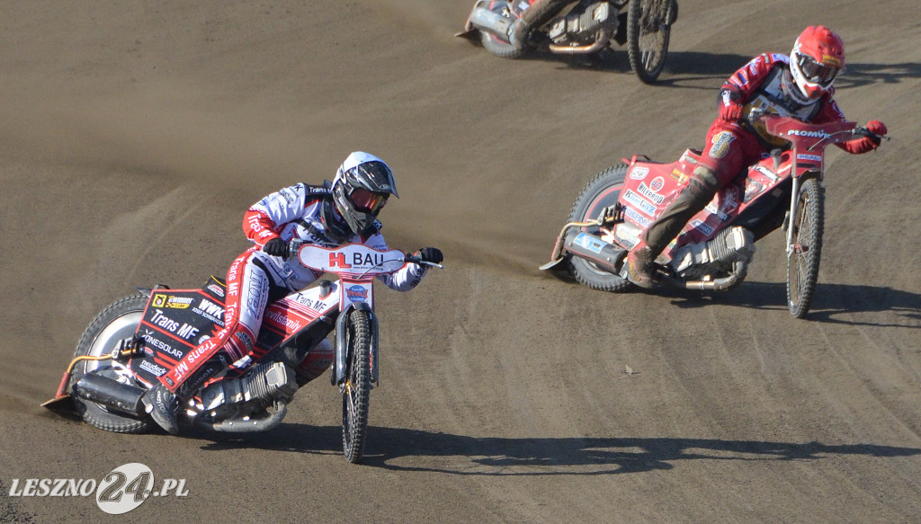 Unia Leszno U-24 -  Landshut Devils 47:43.
