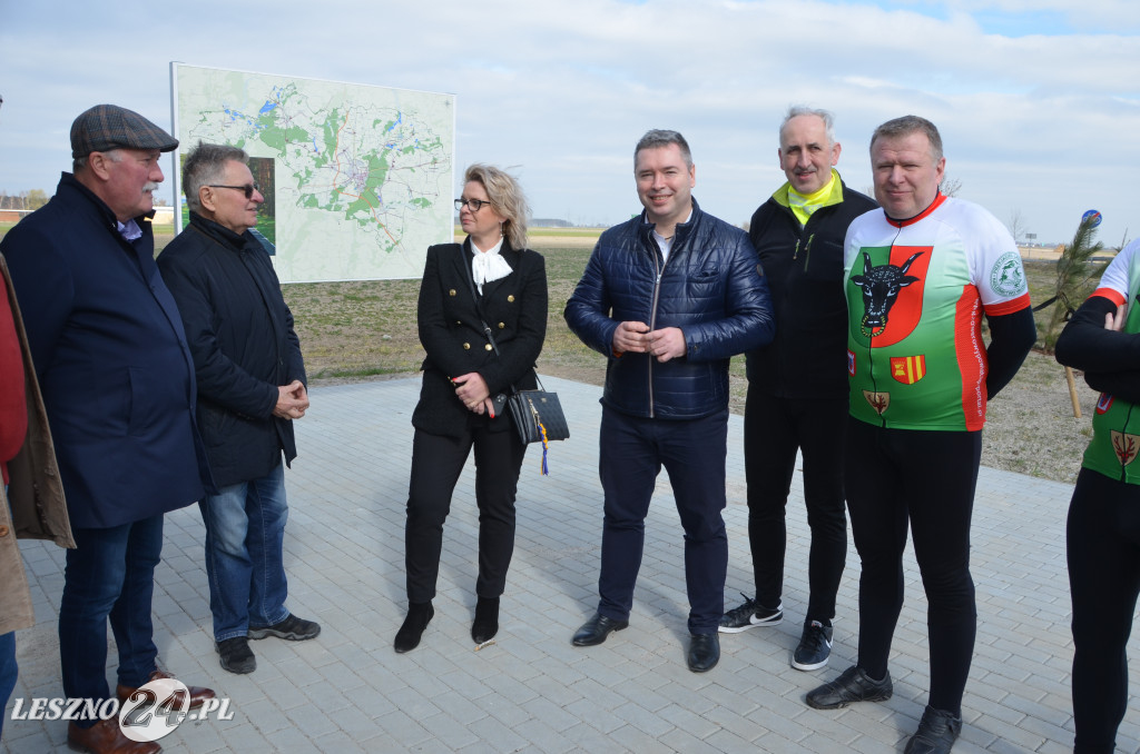 Otwarcie pierwszego w powiecie węzła rowerowego
