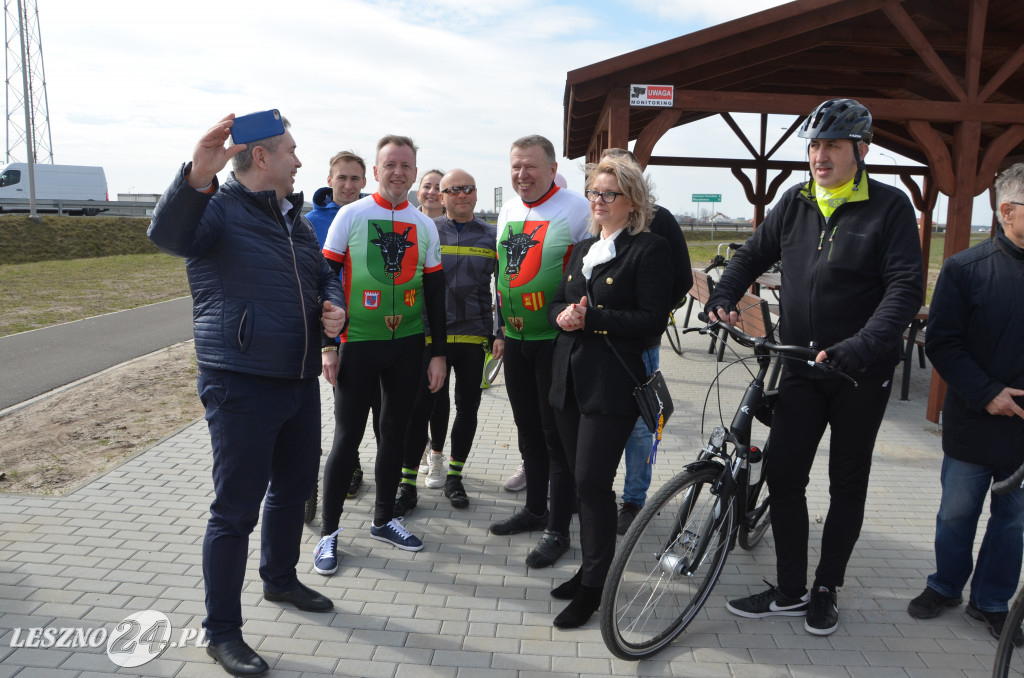 Otwarcie pierwszego w powiecie węzła rowerowego