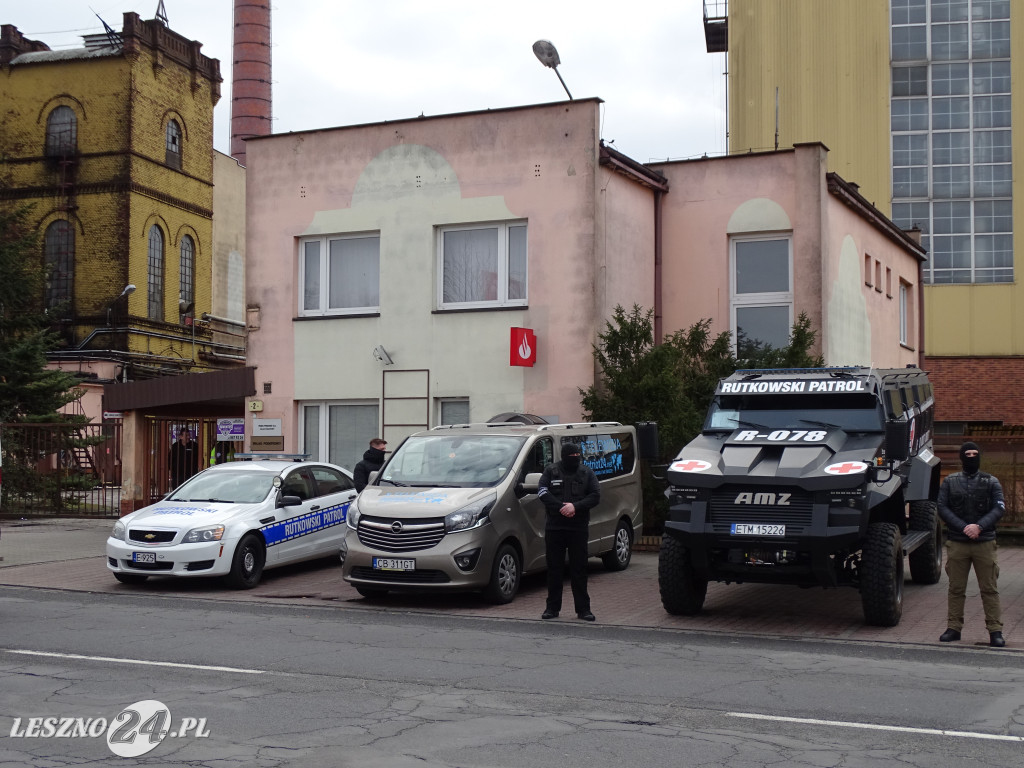 Krzysztof Rutkowski przed Akwawitem w Lesznie