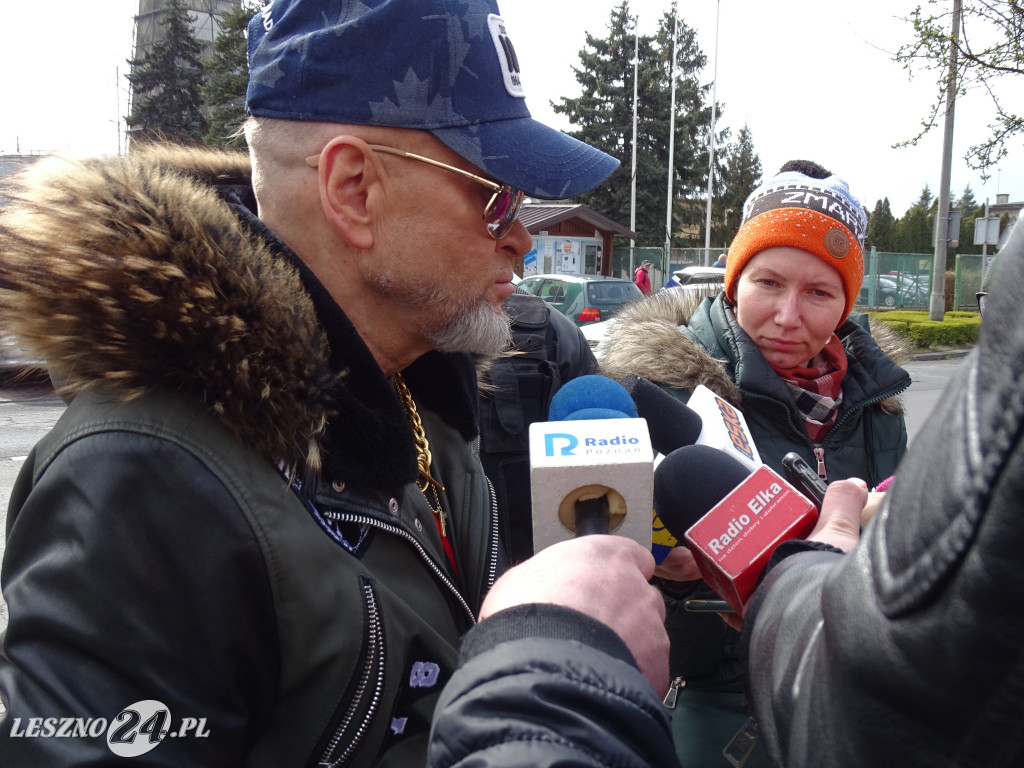 Krzysztof Rutkowski przed Akwawitem w Lesznie