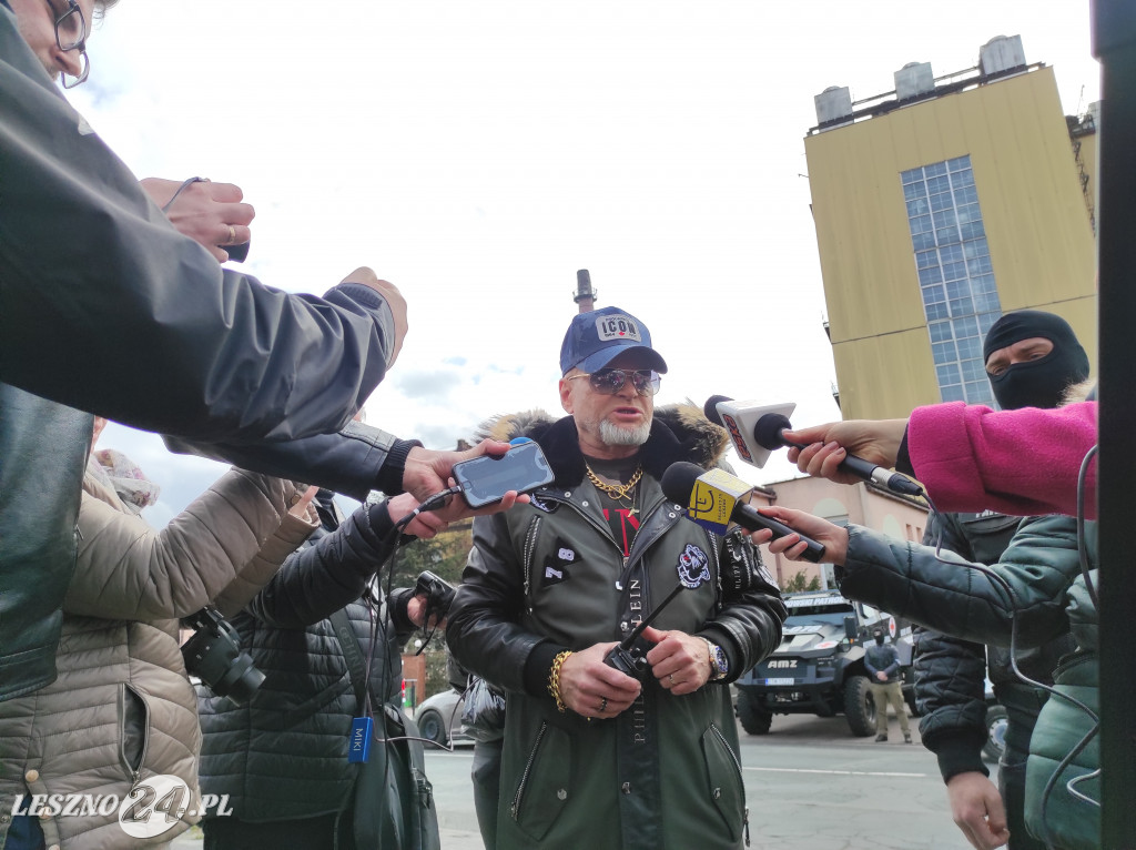 Krzysztof Rutkowski przed Akwawitem w Lesznie