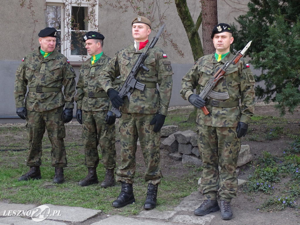 Rocznica zbrodni katyńskiej w Lesznie 2022