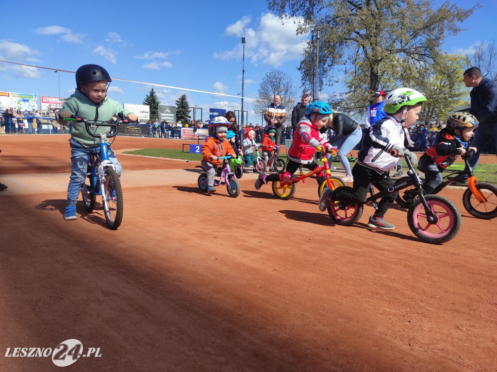 Speedway junior na torze Szawera
