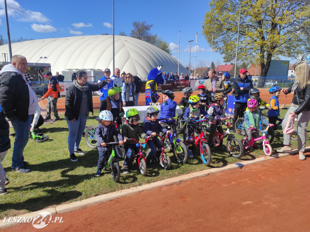 Speedway junior na torze Szawera